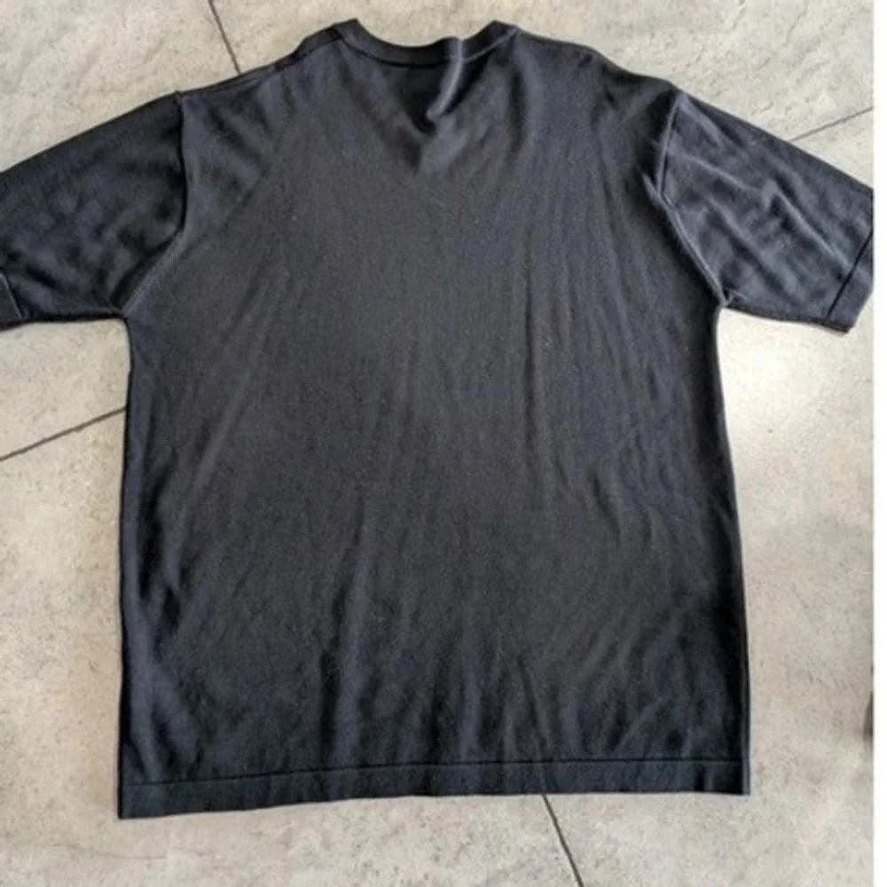 Vintage 1990's Guess Jeans Black and White Stripe V-Neck Sweater Men's‎ Medium - Picture 3 of 3